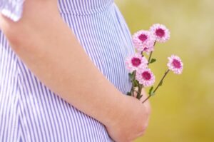 Prendre soin d'une jeune maman est essentiel