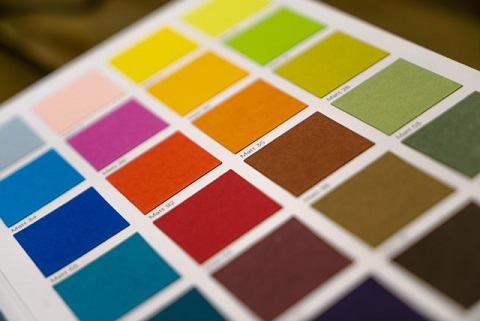 Et si vous découvriez les couleurs qui vous vont depuis le confort de votre chez-vous ?